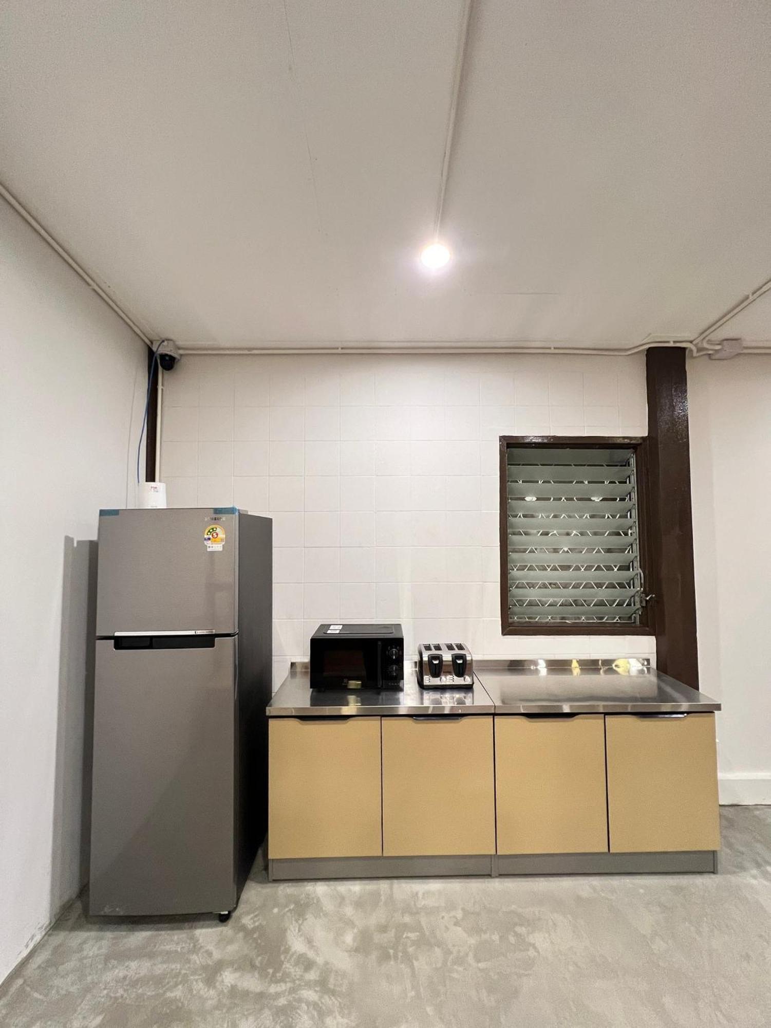 Hostel House Ju Bangkok Zewnętrze zdjęcie