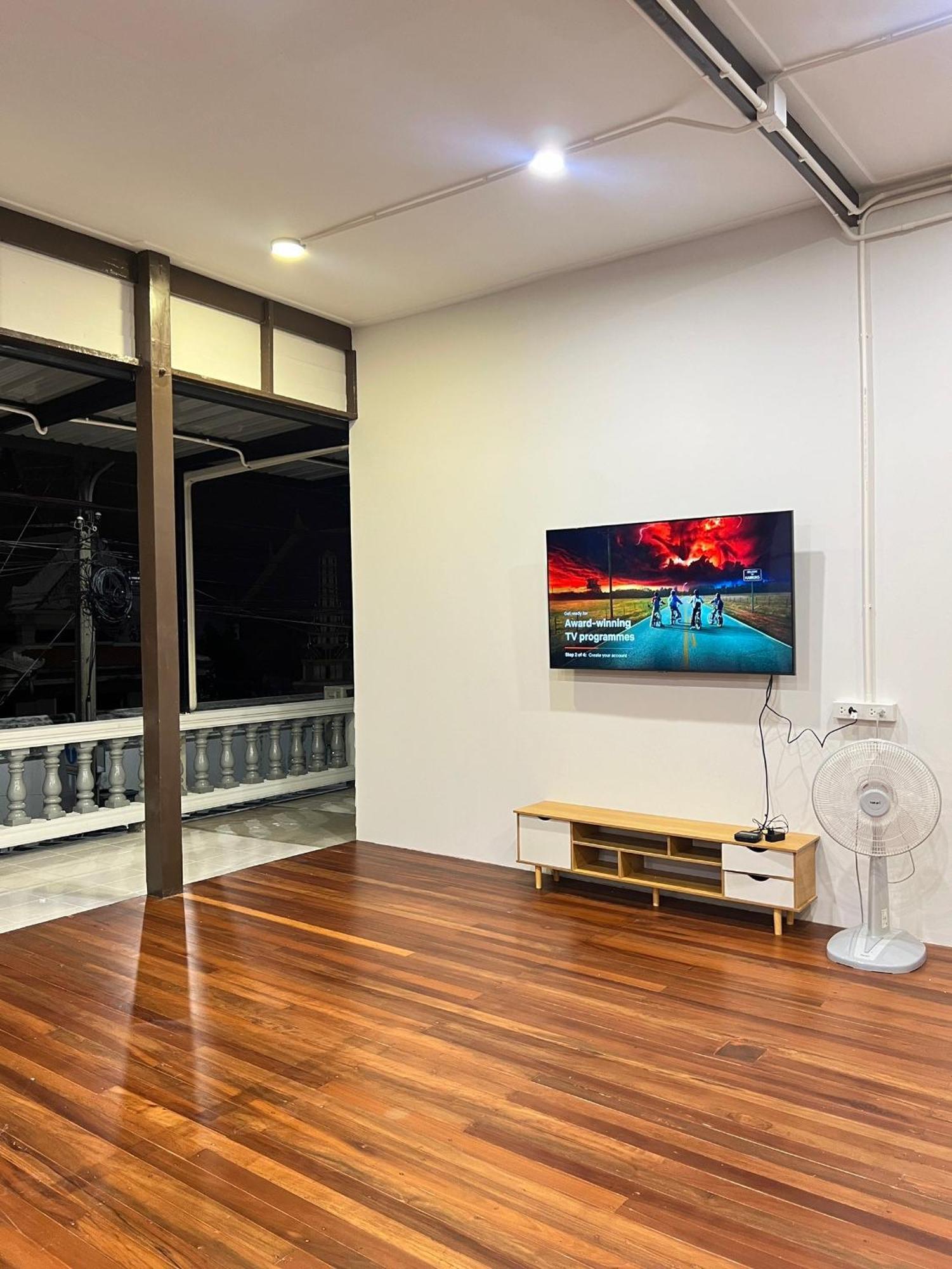 Hostel House Ju Bangkok Zewnętrze zdjęcie